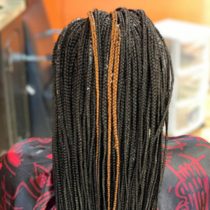 Box braid bra strap length