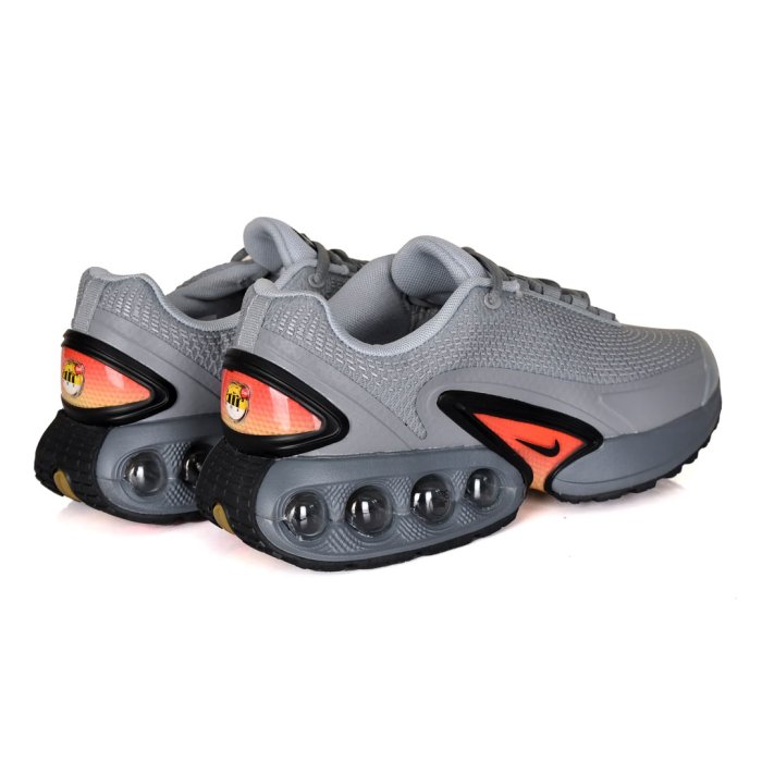 Nike Air Max DN Sneakers